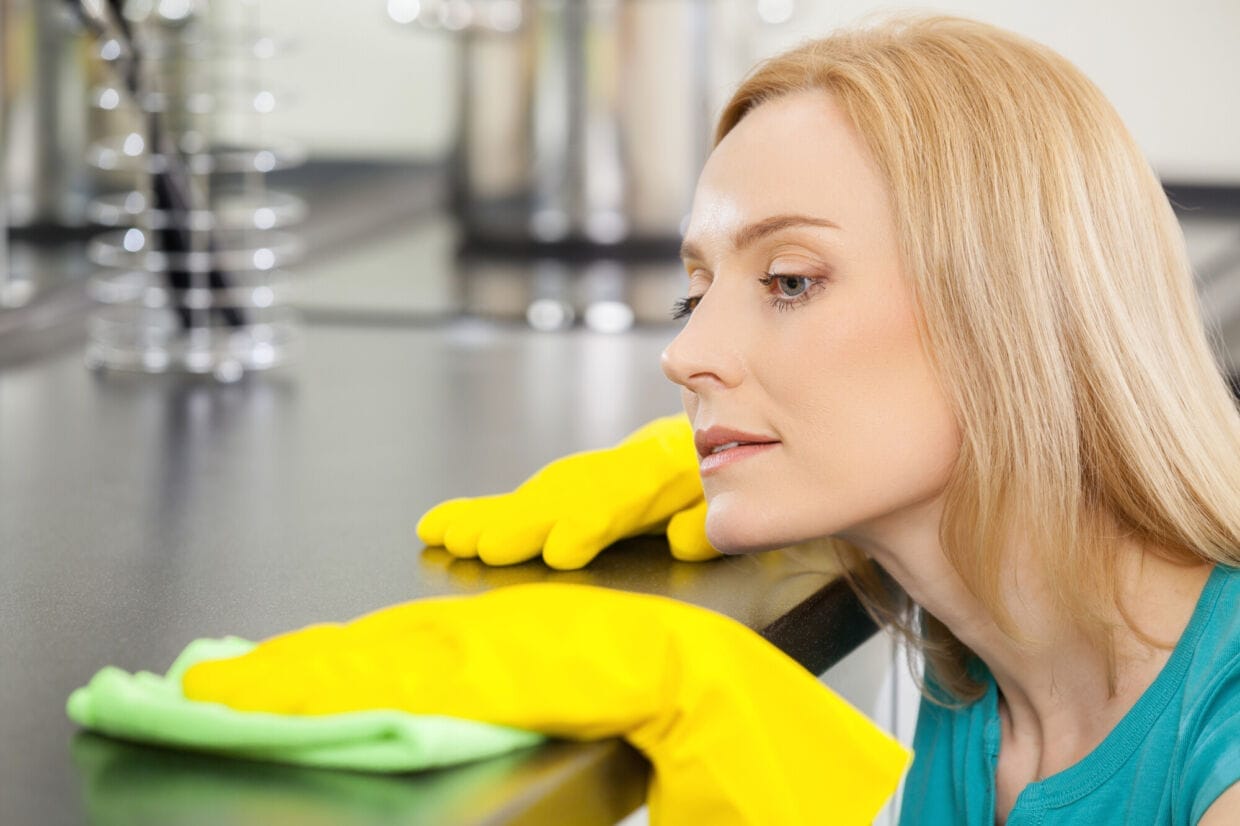 house cleaning, deep cleaning